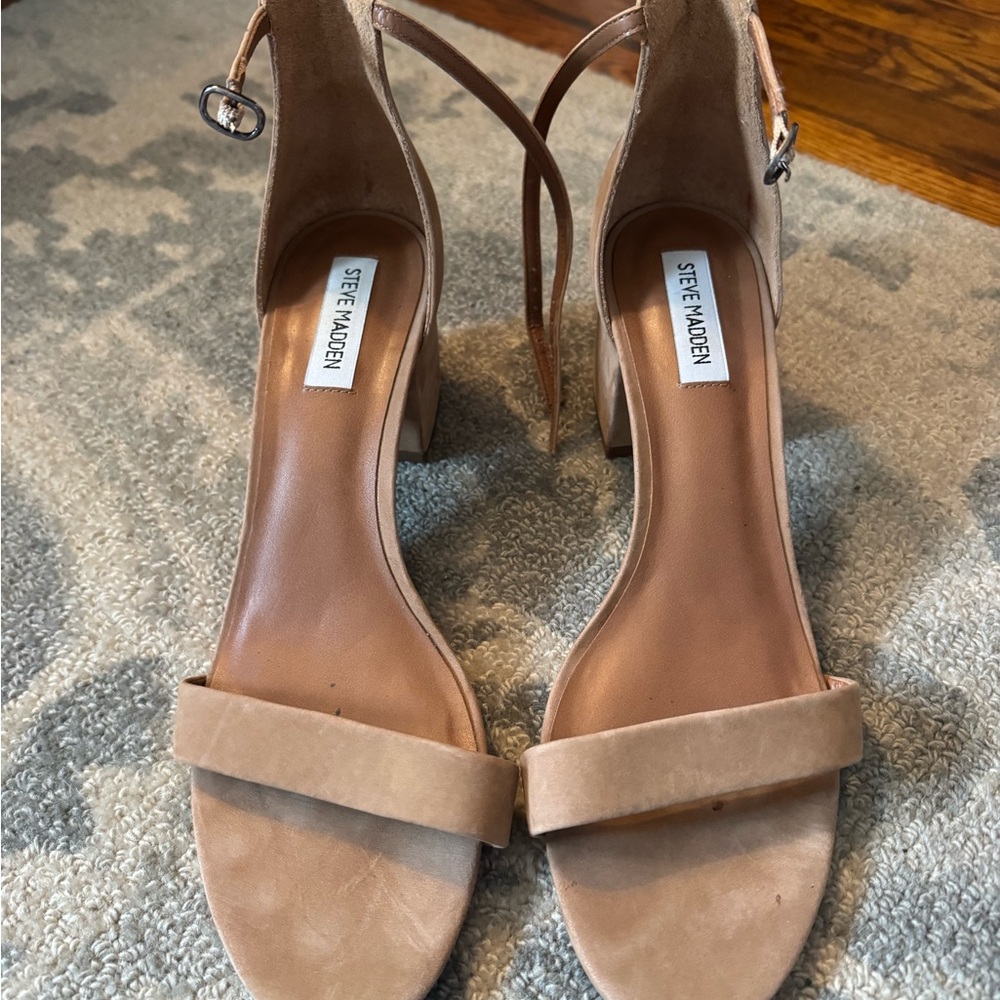 Steve Madden Nude Block Heel